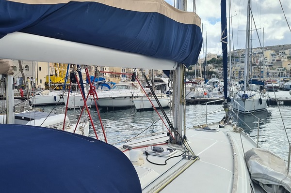 Beneteau Oceanis 43.4 Moonspirit For Sale in Malta | MedSail