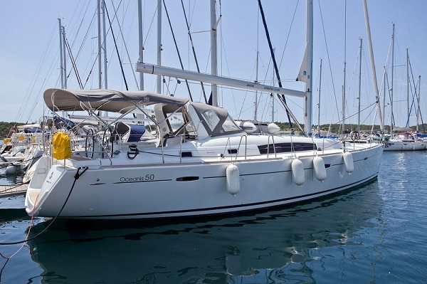 25-Beneteau-Oceanis-50F-In-Compliance-medsail_malta_sailing_yacht_charters-Marina